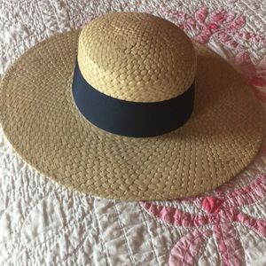 Wide brim dress or sun hat